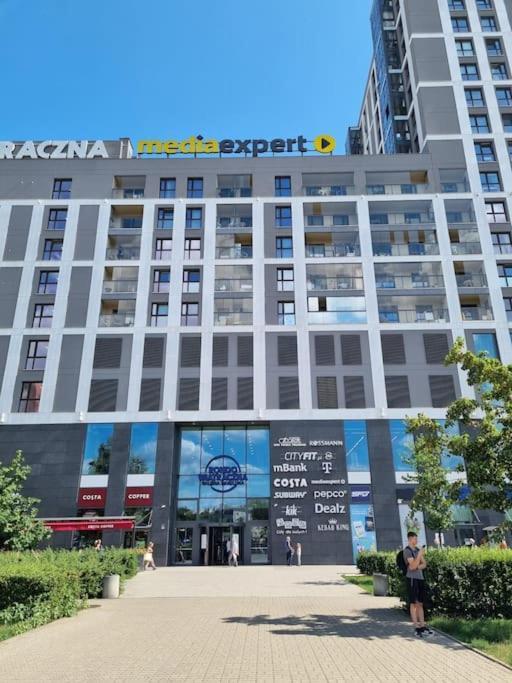 Apartamento Przytulne Mieszkanko Z Balkonem I Parkingiem W Sercu Pragi Poludnie