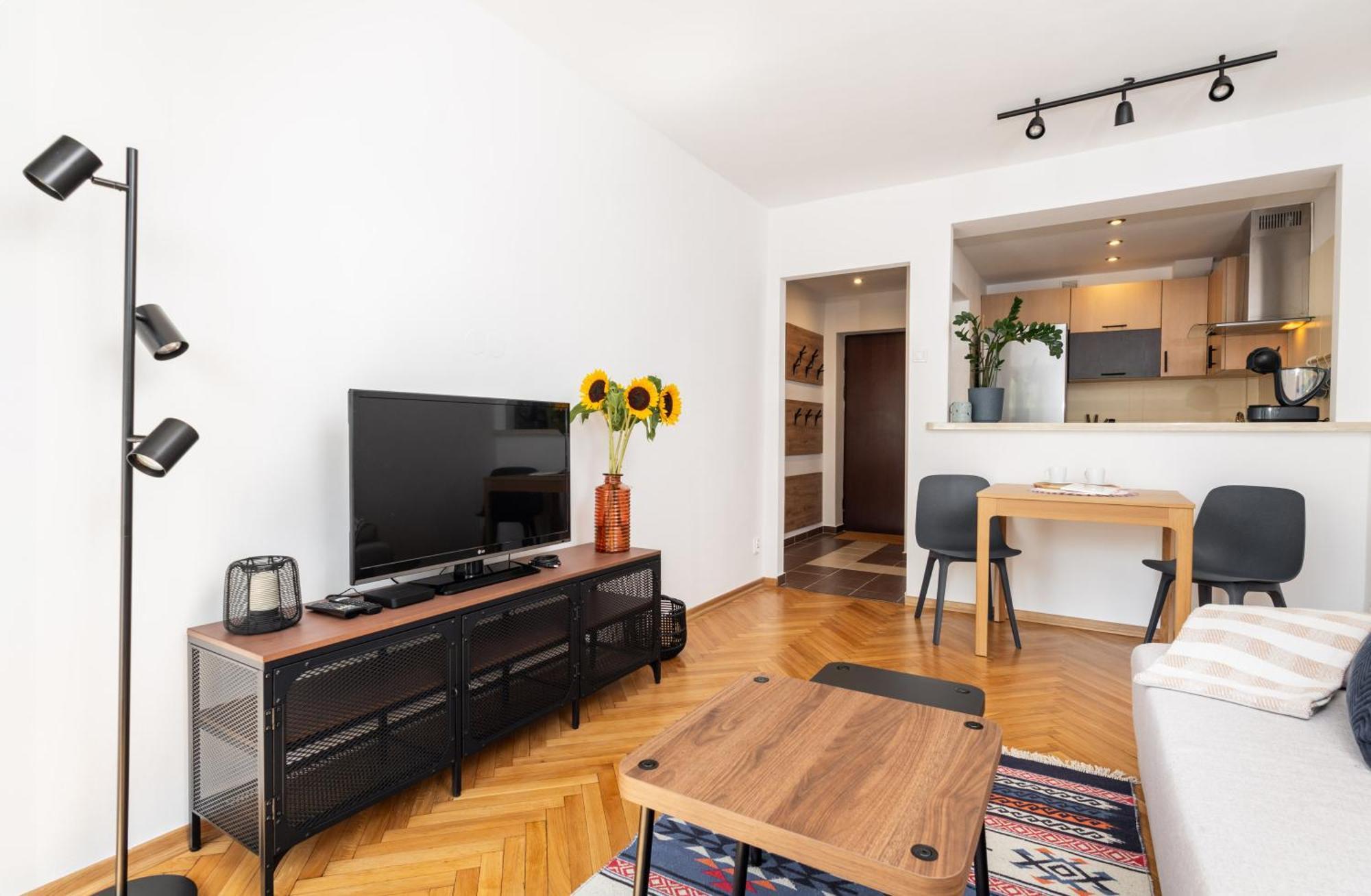 Apartamento Przytulne Mieszkanko Z Balkonem I Parkingiem W Sercu Pragi Poludnie